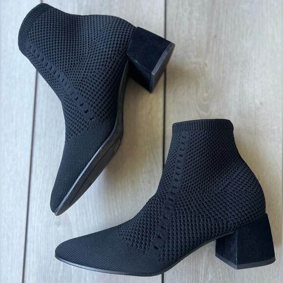 Eileen Fisher Stretch Knit Bootie size 7.5 Black Ankle Boot - Picture 2 of 5